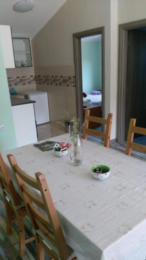 Отель Apartments Sadina  Скрадин